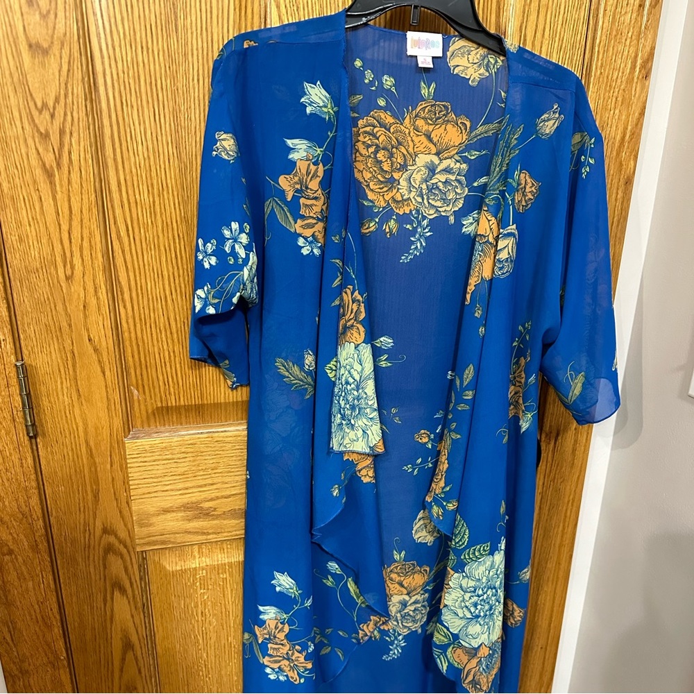 Lularoe Small Kimono
